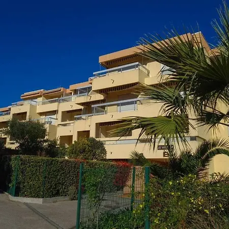 Renovated Apartment, Air-conditioned 5min From Sea Apartamento